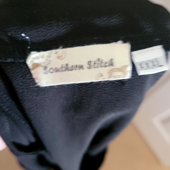Southern Stitch XXXL Black Lace Short Sleeve Blouse - Picture 2 of 2